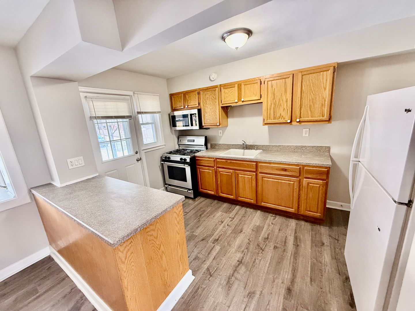 Dundalk House: 1917 Wareham Road