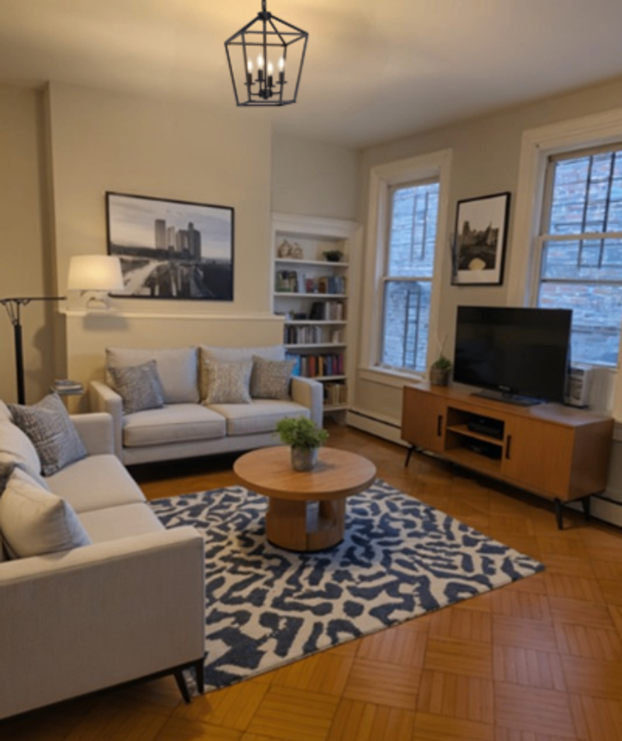 Baltimore Apartment: 218 W Monument Street