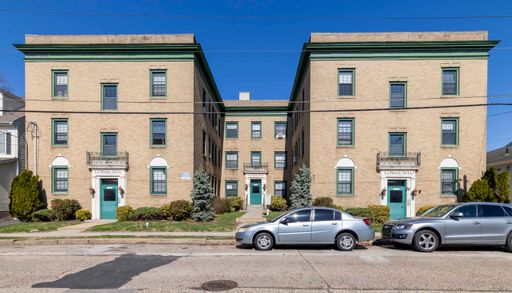 Offer Ends Soon! Up Your Living, Not Your Rent