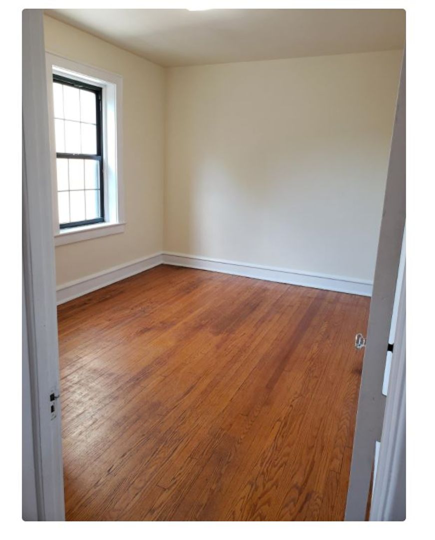 Audubon Apartment: 109 Chestnut St.