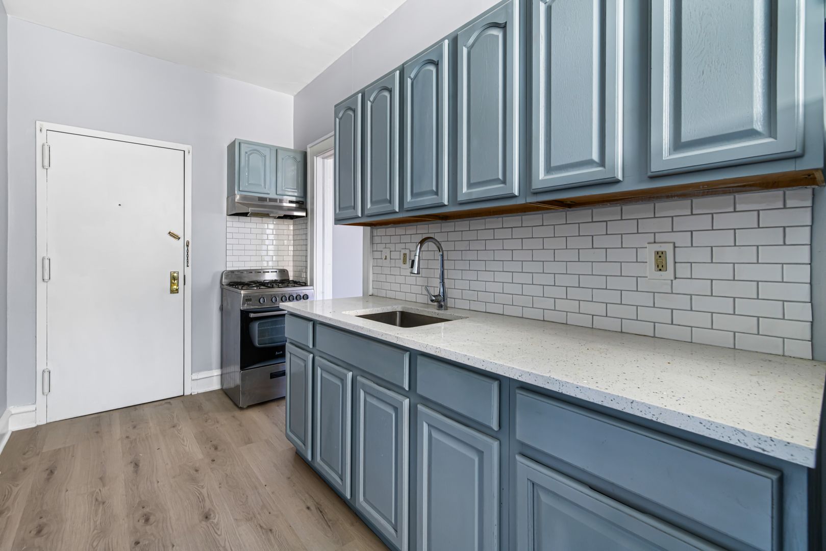 Lamonte Apartments 7 of 12