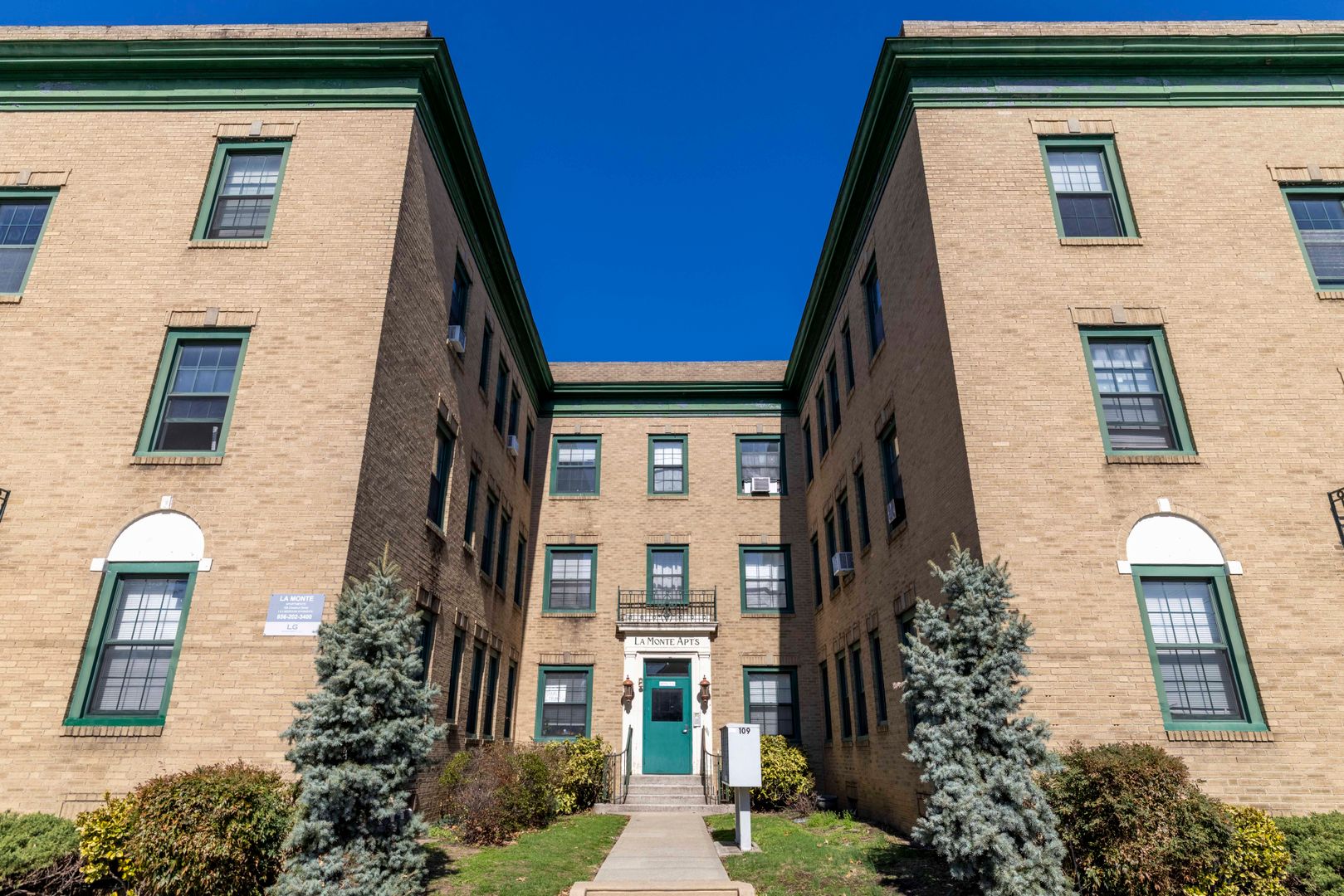 Audubon Apartment: 109 Chestnut St.