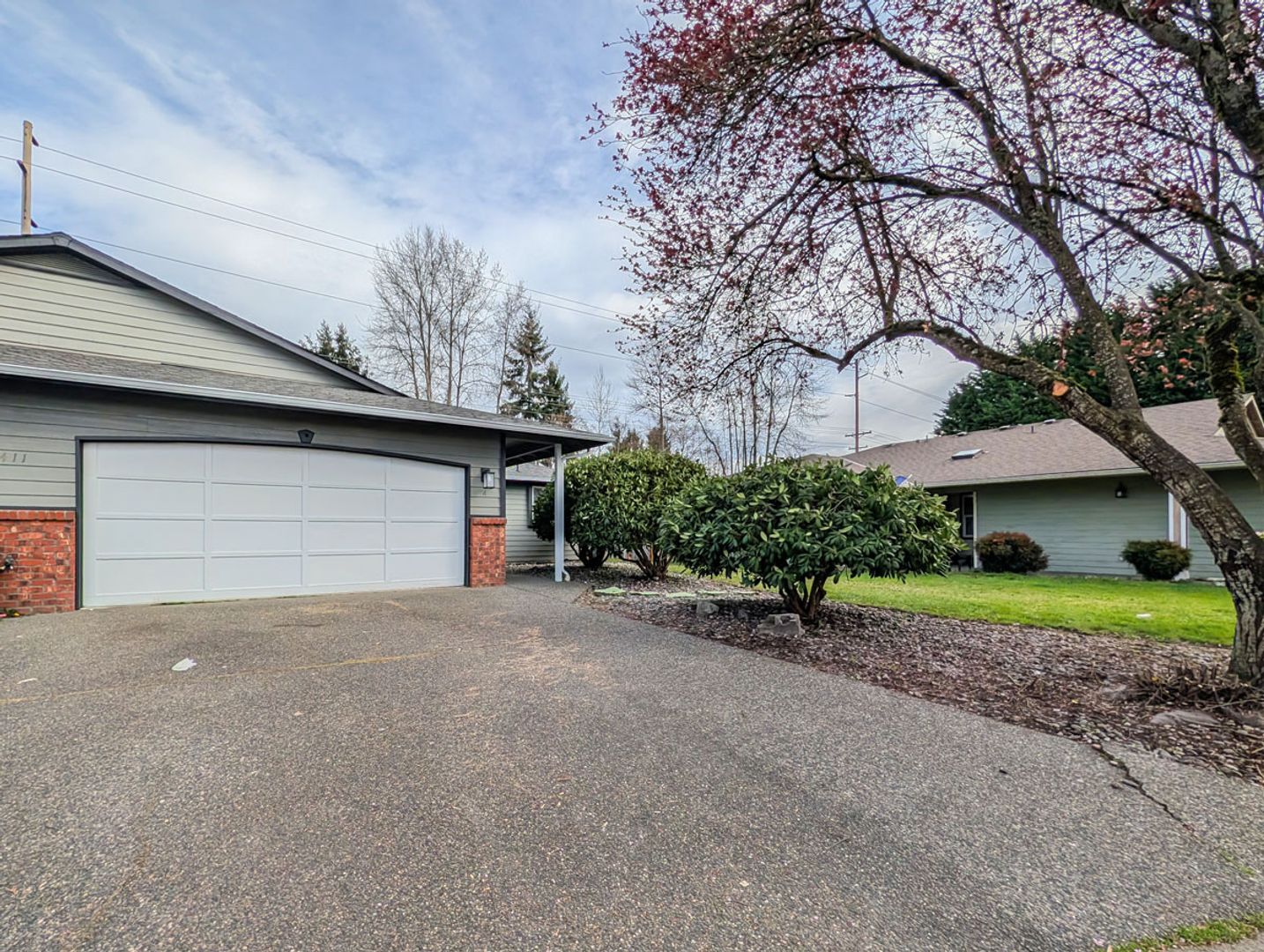 Marysville Apartment: 5411 99th Place NE