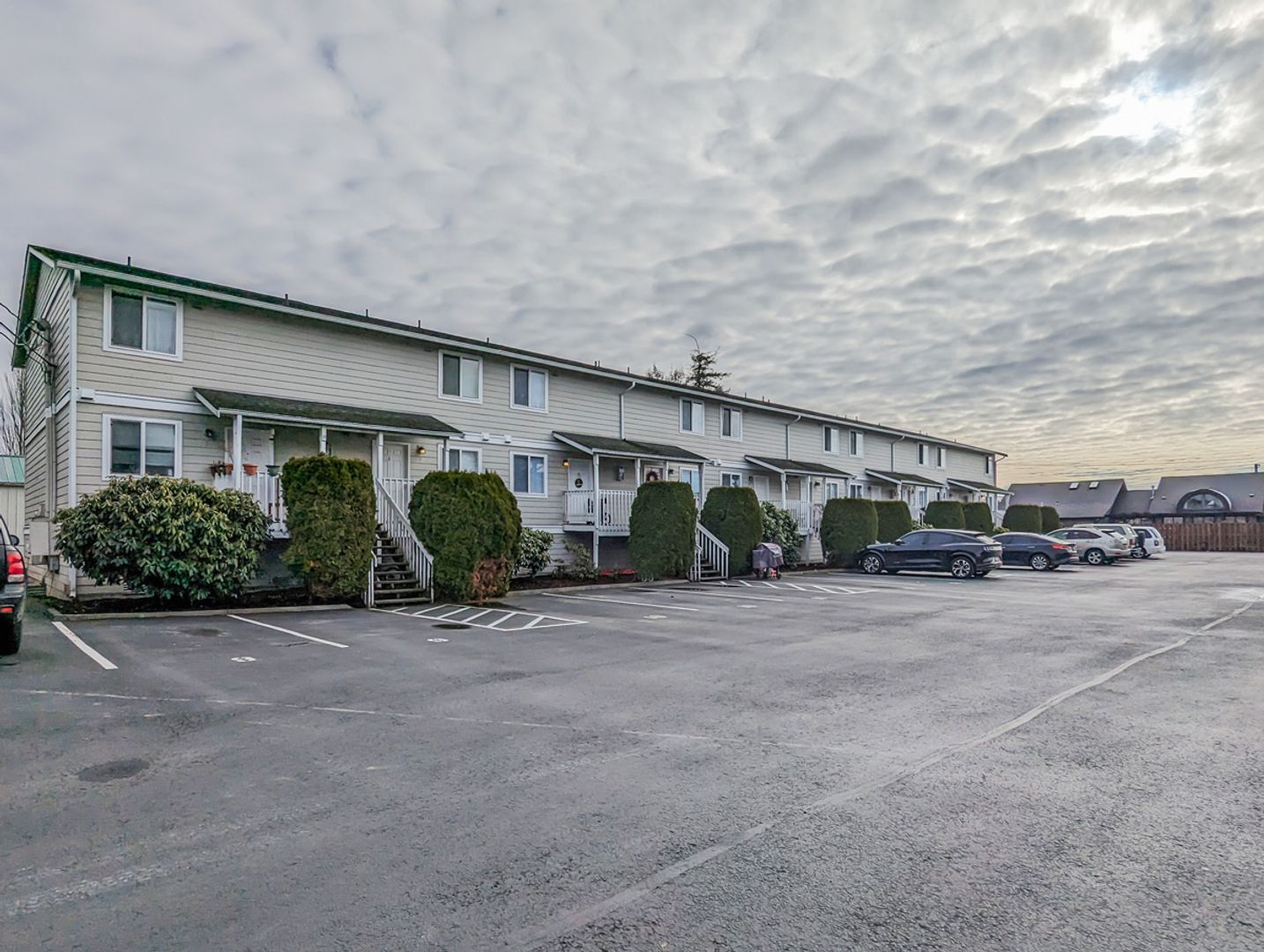 Stanwood Apartment: 9722 272nd Pl NW
