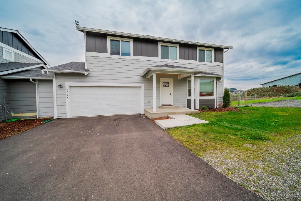 Marysville Apartment: 10323 67th Avenue NE