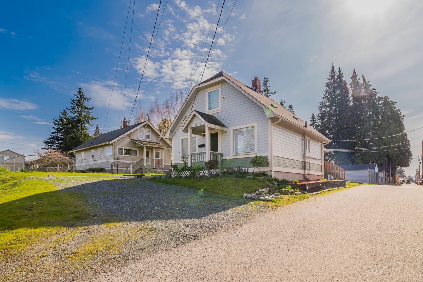 Everett House: 1902 State Street