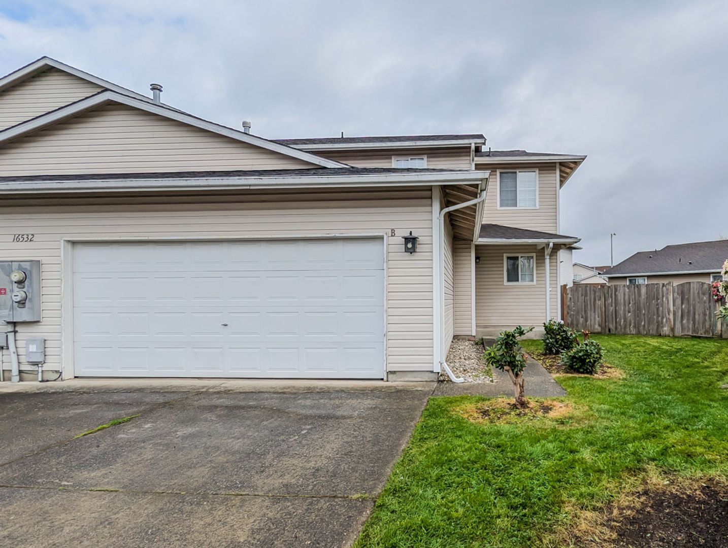 Arlington House: 16532 41st Avenue NE Unit B