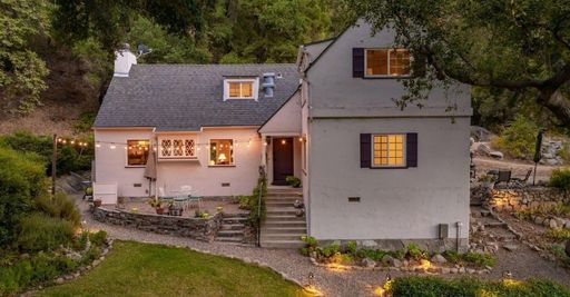 3+3 Charming Historic 1926 Cottage in the Hills of Ojai