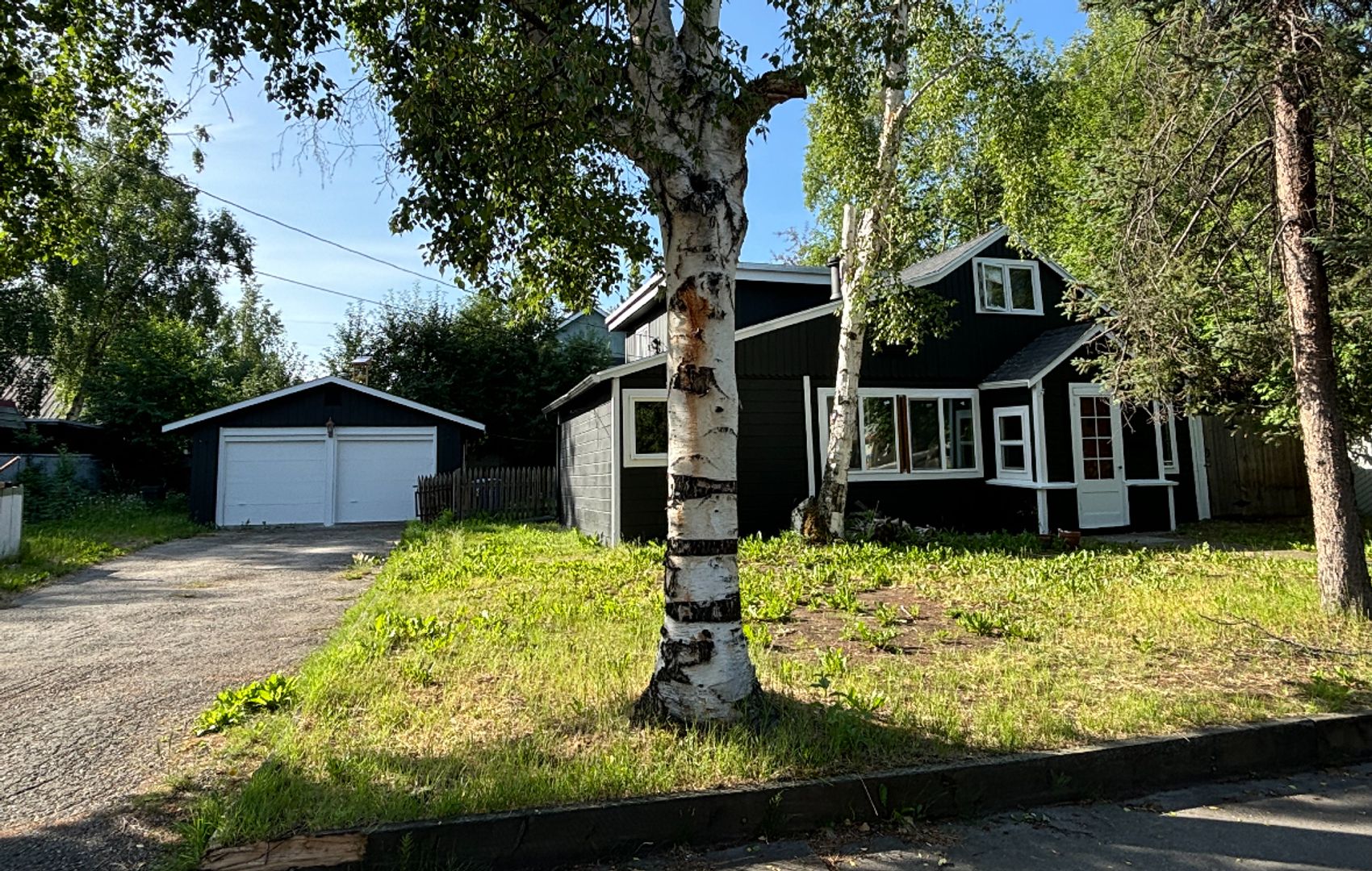 Fairbanks House: 1337 6th Ave