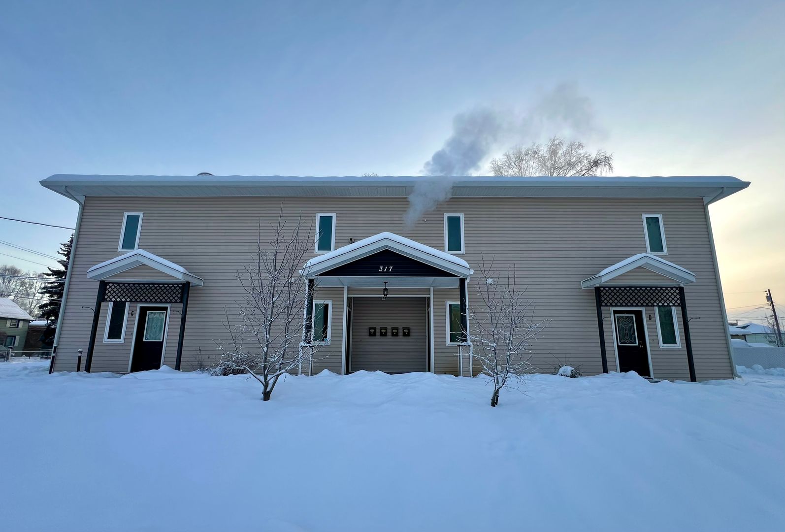 Fairbanks Apartment: 317 4th Ave