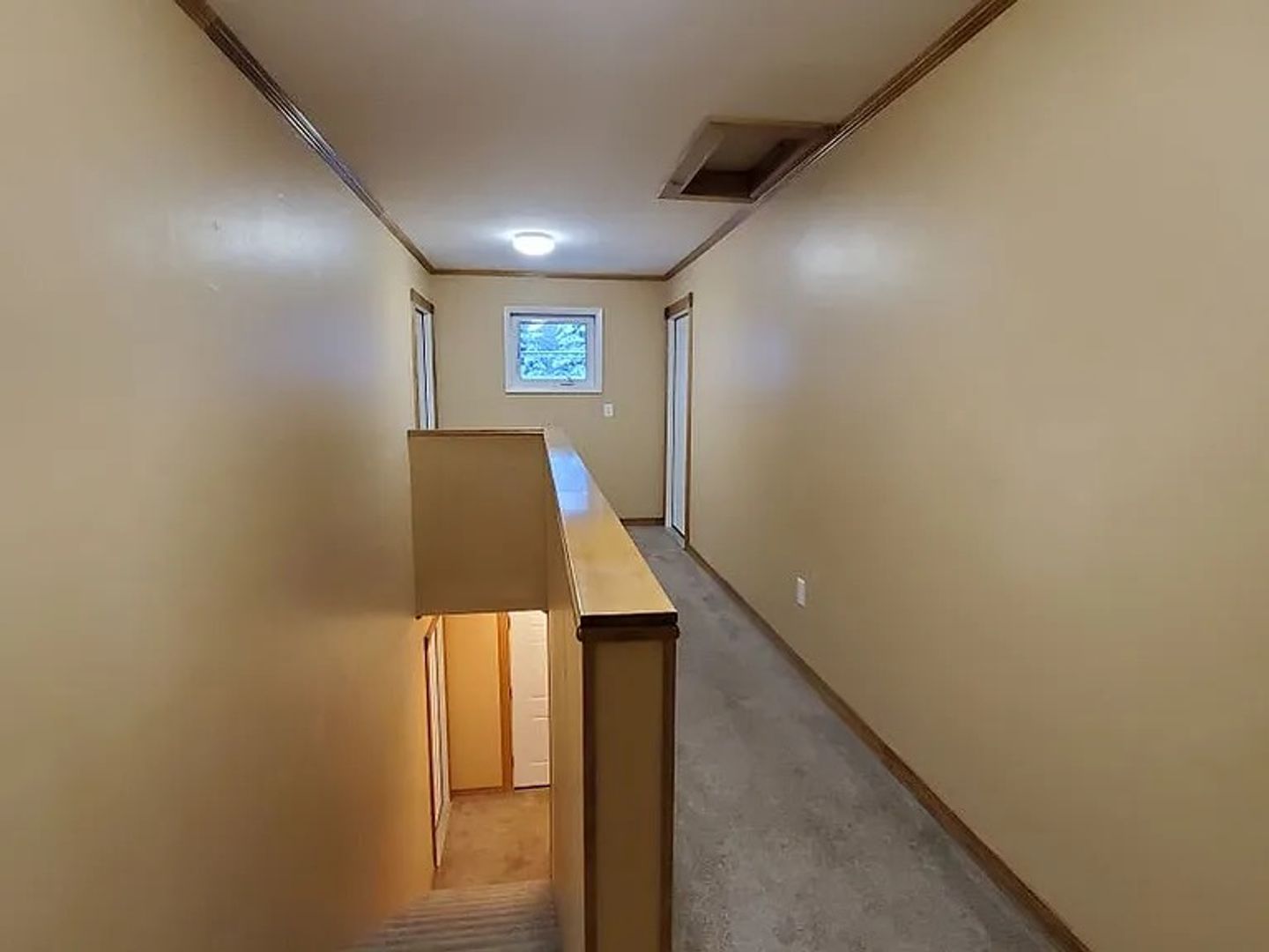 North Pole Apartment: 4824 Da Nephew St