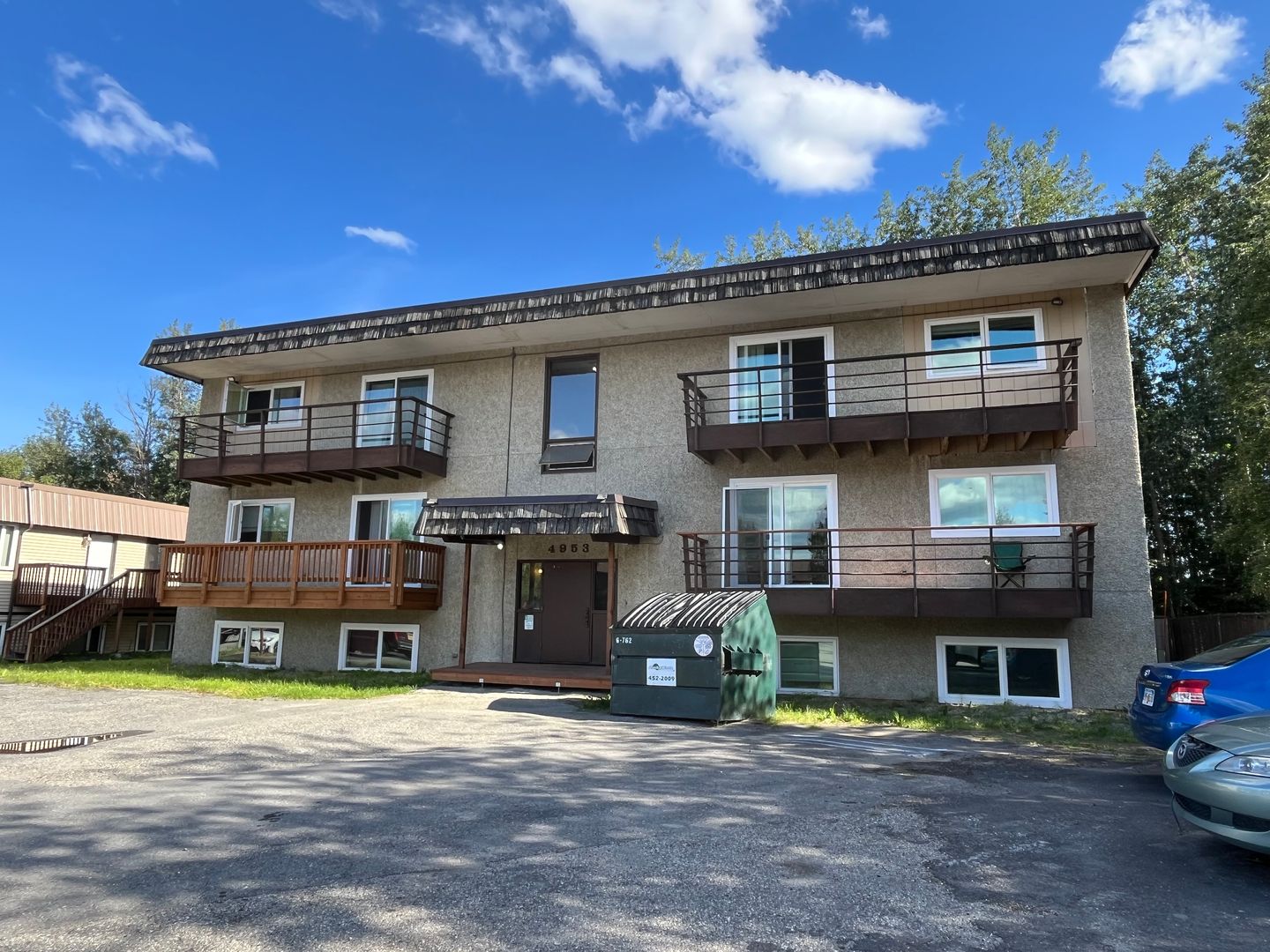 Fairbanks Apartment: 4953 Dartmouth Dr.*