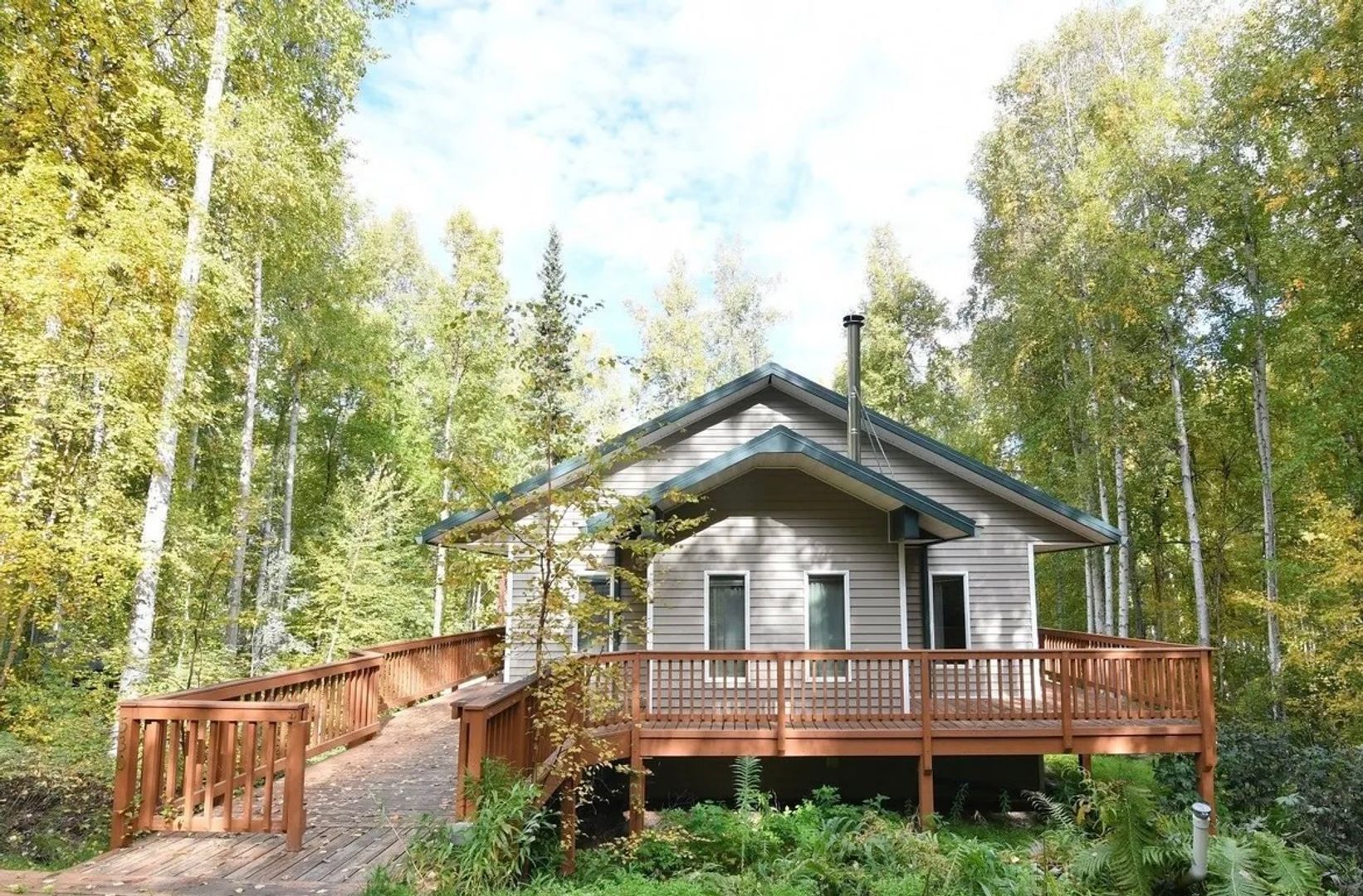 Fairbanks House: 530 Beacon Rd