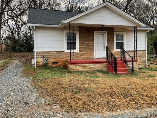 Available Now!! Updated 3 Bedroom 1 Bathroom Home in Gastonia – photo 1