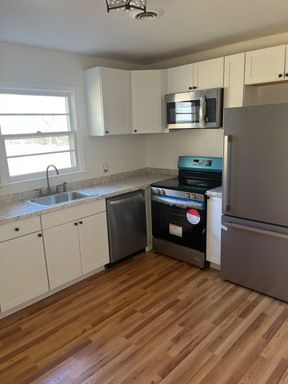 Coming Soon! Charming Newly Renovated Duplex in Belmont – Available Now!