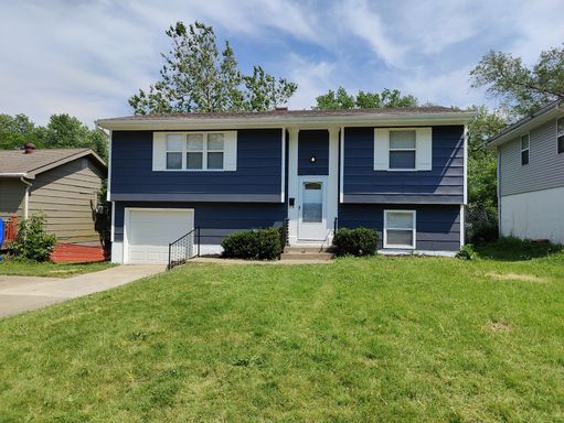 Updated & Spacious 4 Bed in Northland – photo 1