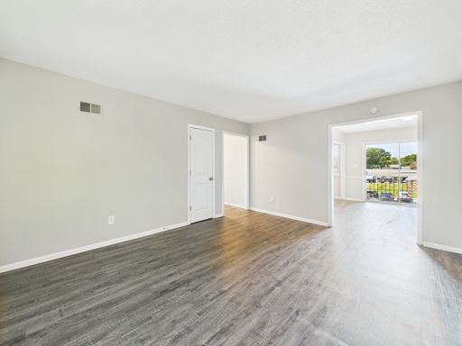 Modern Comfort & Classic Charm - 2BR/1BA - Unit 8034 – photo 1