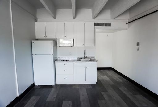 1/2 First Month Rent! ALL UTILITIES AND HIGH-SPEED INTERNET INCLUDED