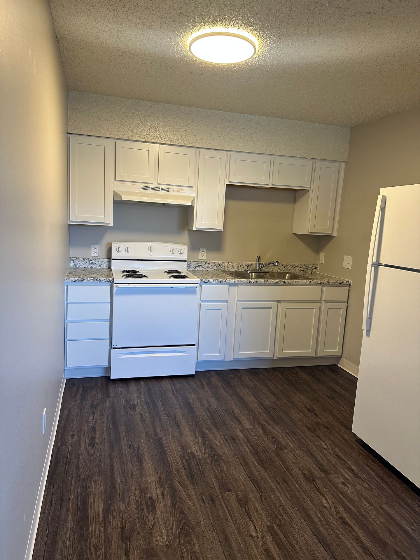 Valley Center Apartment: 127 S Colby Ave