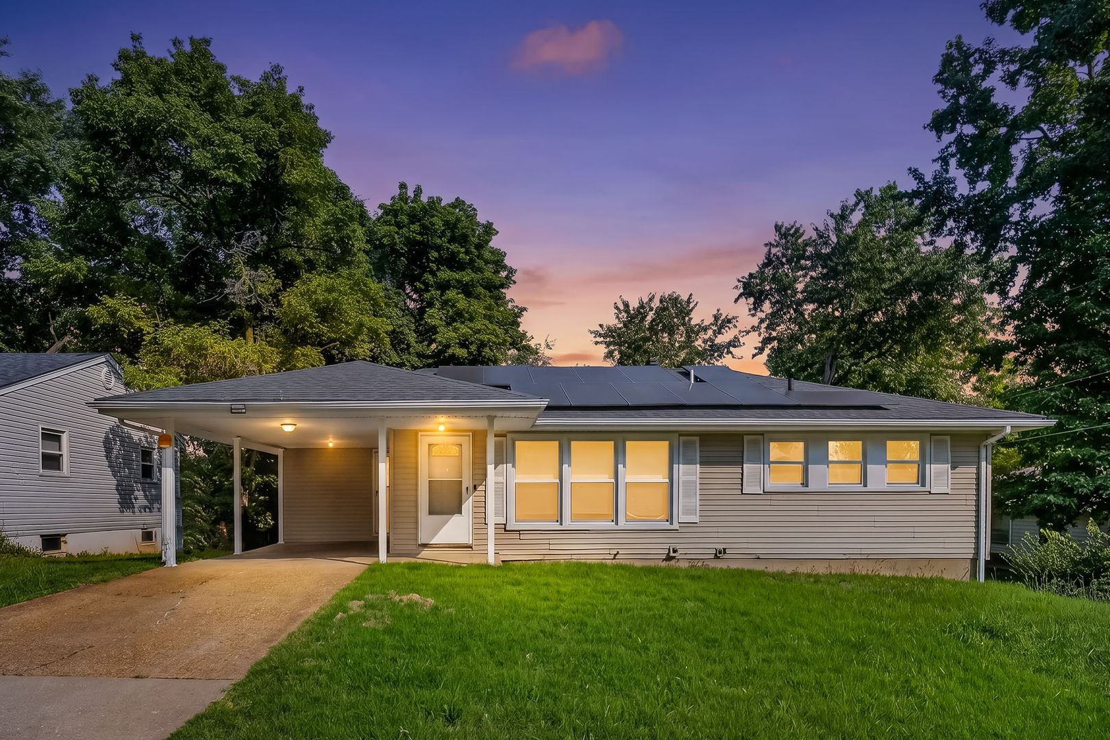 St. Louis House: 2059 Wilbert Dr