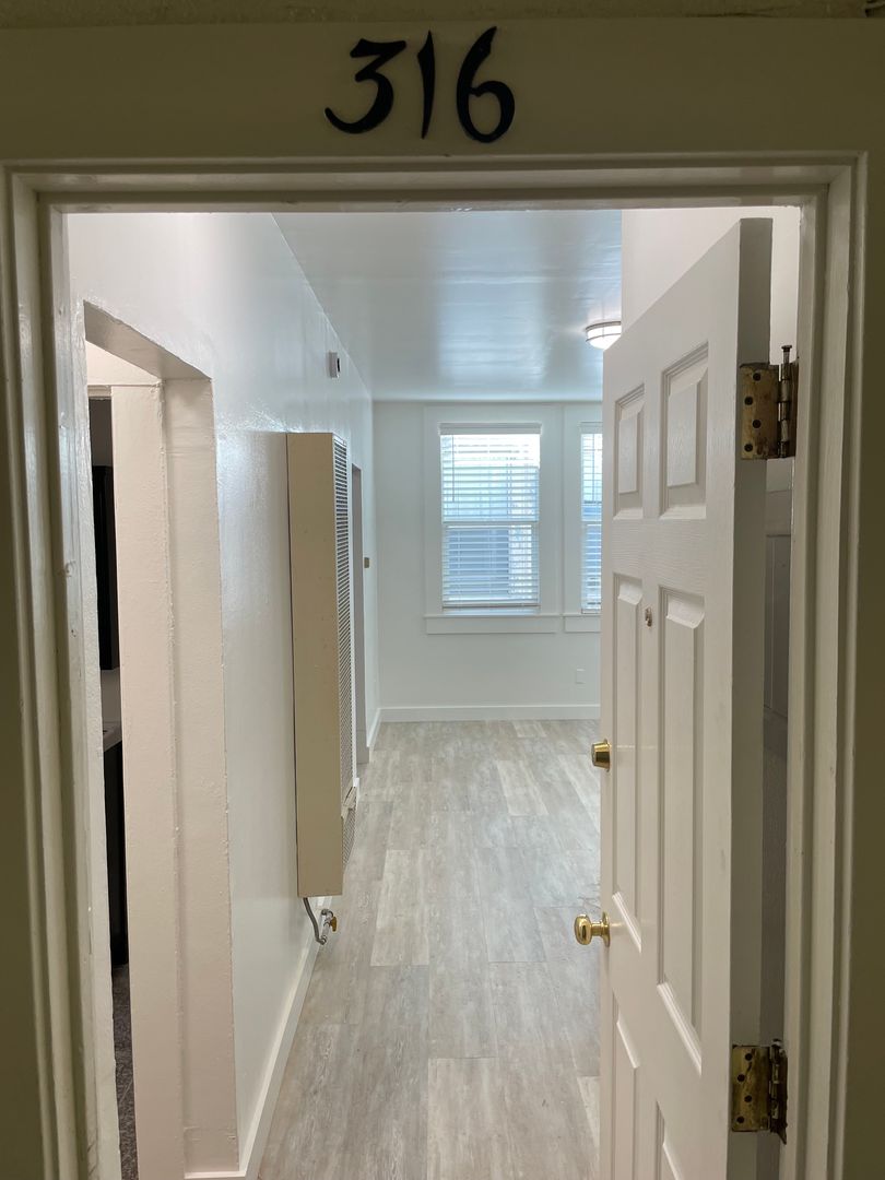 San Francisco Apartment: 574 3rd Street