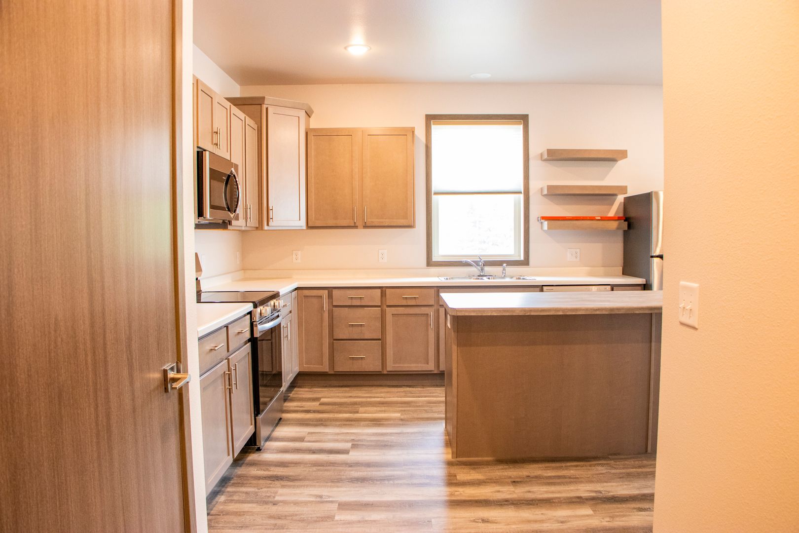 Eau Claire Townhome: 2460 Golf Road #302