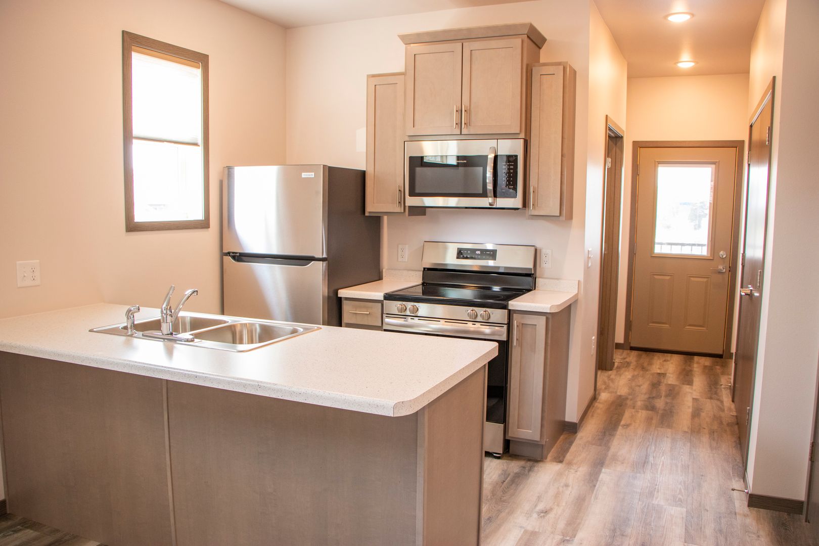 Eau Claire Apartment: 2448 Arthur Street