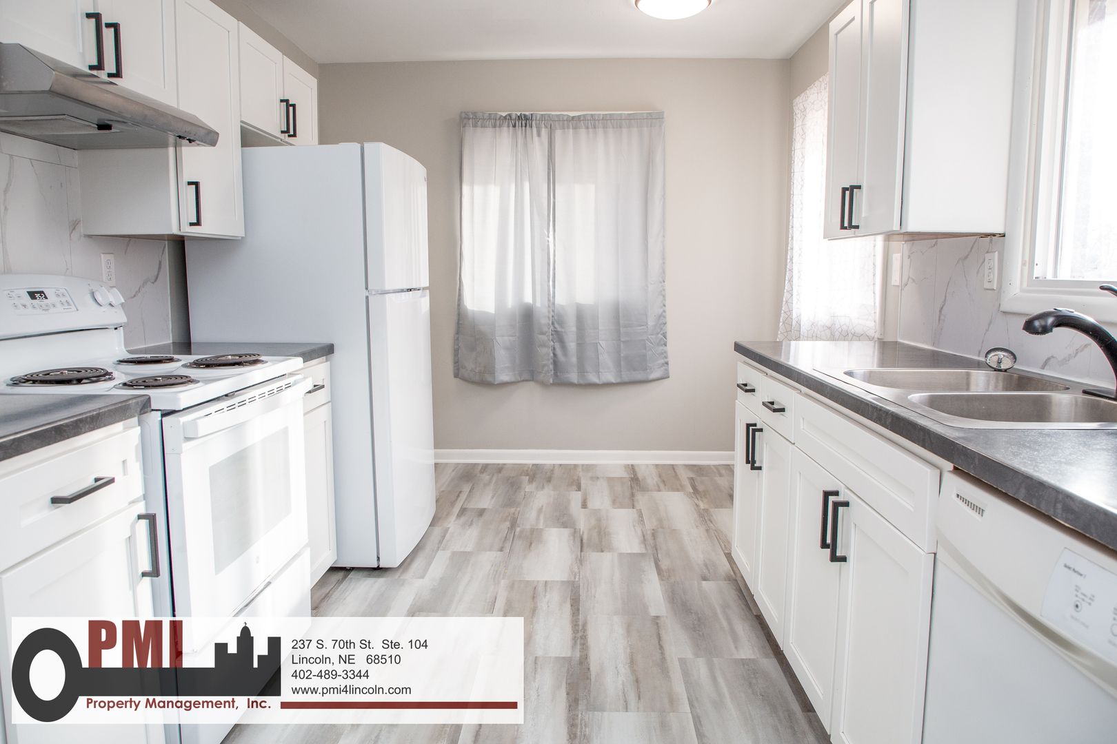 Lincoln Apartment: 820 S. 38th Street Ct