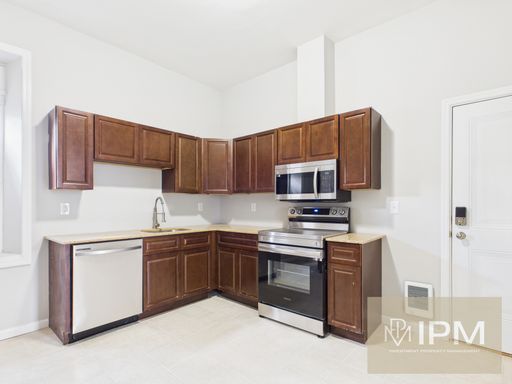 Newly Renovated - Cozy Studio Apartment in Reading, Pa!