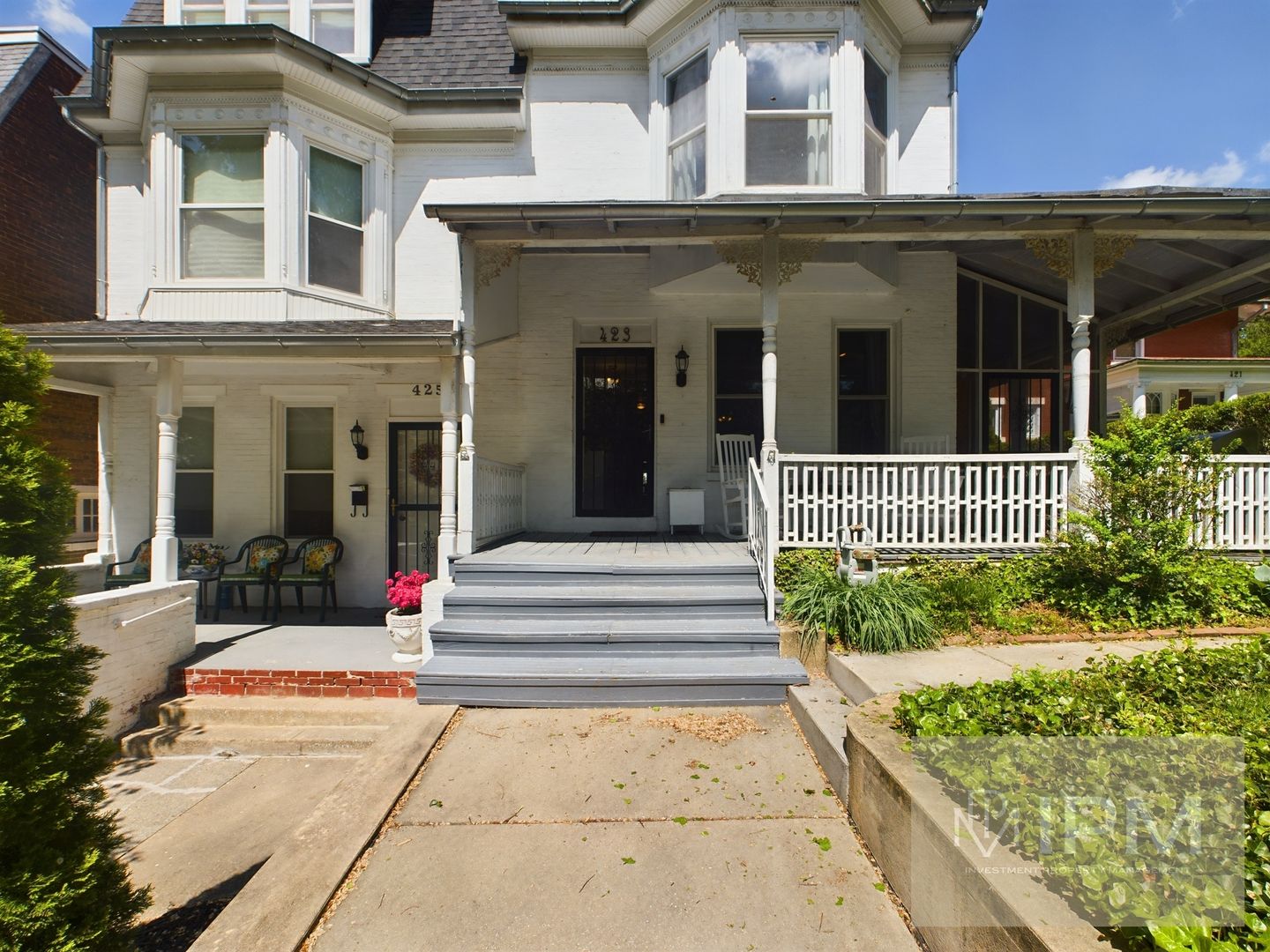 York House: 423 Lincoln Street