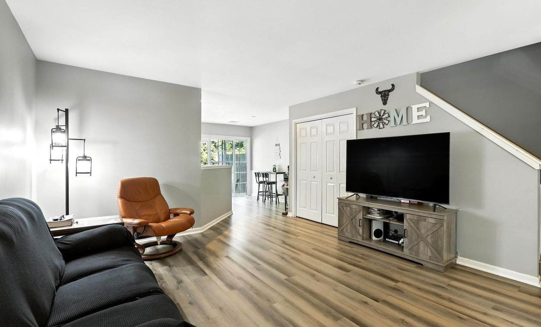 New Cumberland House: 110 Ross Ave