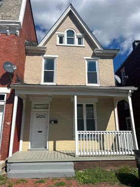 Coming Soon! Beautiful 5 Bedroom, 1.5 Bath Home in Allison Hill, Harrisburg, Pa! – photo 1