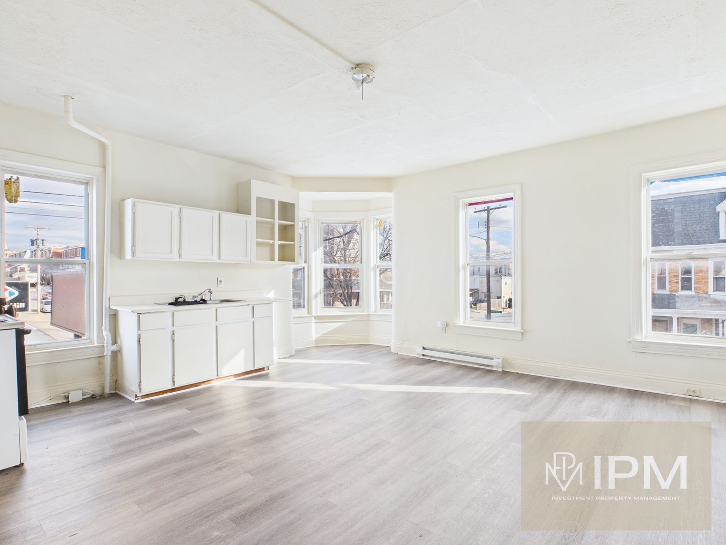 York Apartment: 1001 W Princess St