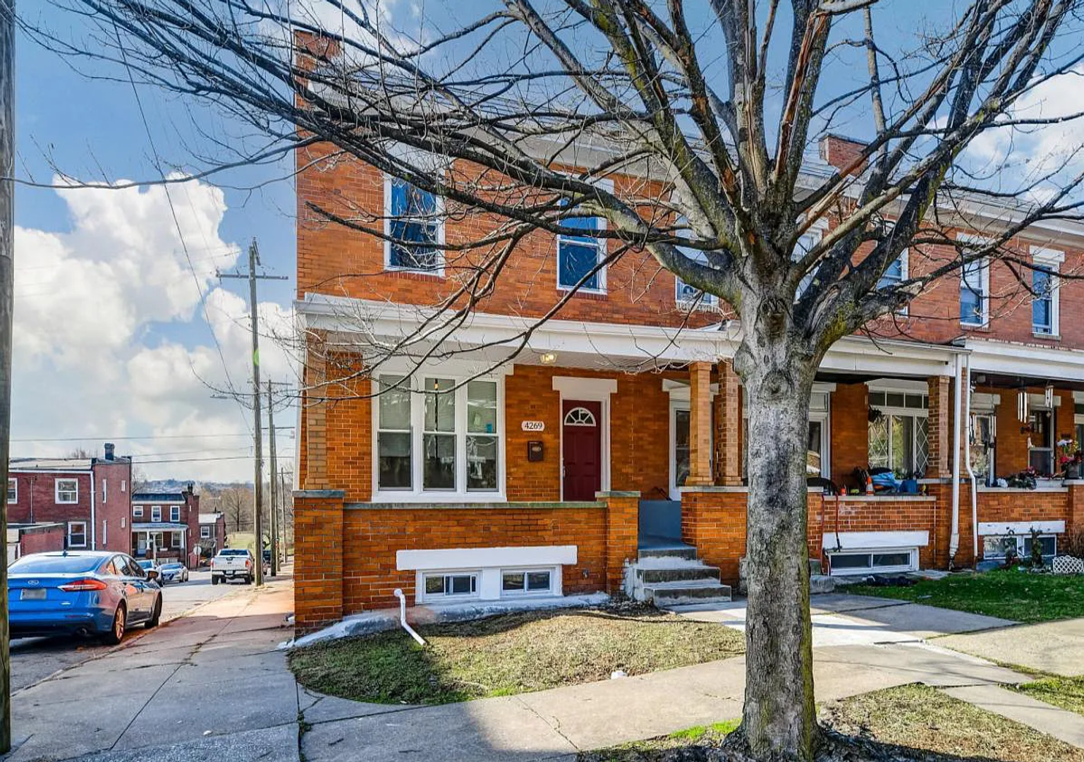 Baltimore House: 4269 Sheldon Ave