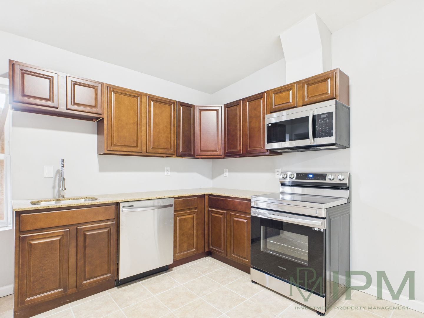 Reading Apartment: 341 S 6th St