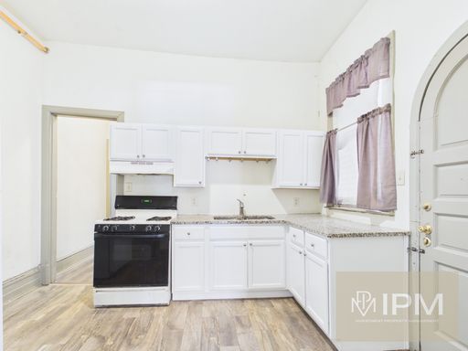 PROMO! | Spacious 2BR Home in York – photo 1