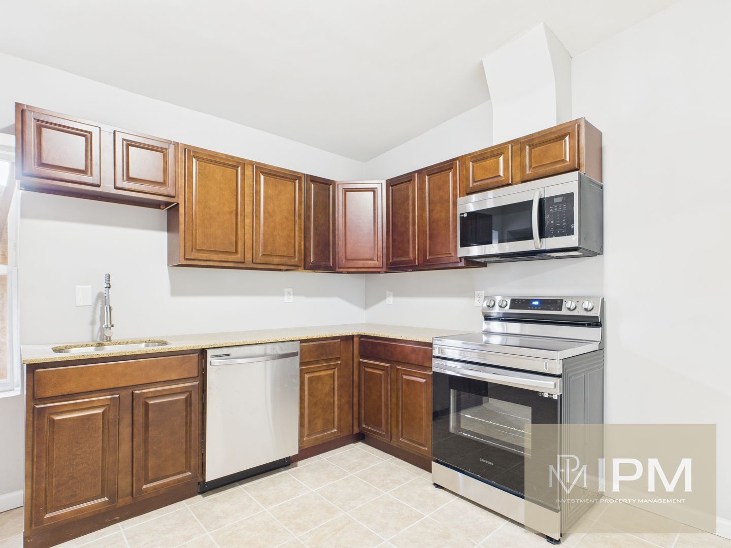 Reading Apartment: 341 S 6th St