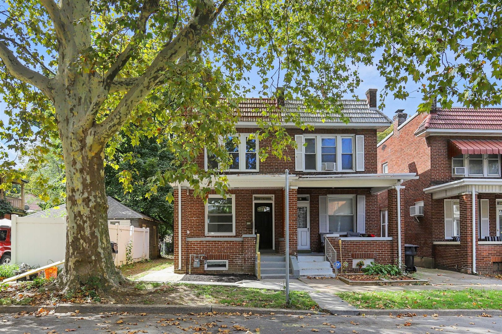 Harrisburg House: 2616 Reel St