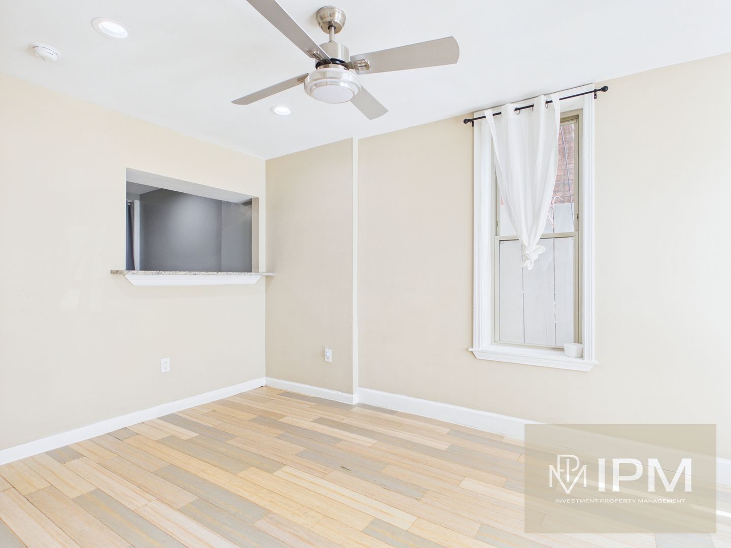 Harrisburg Apartment: 1228 Market St