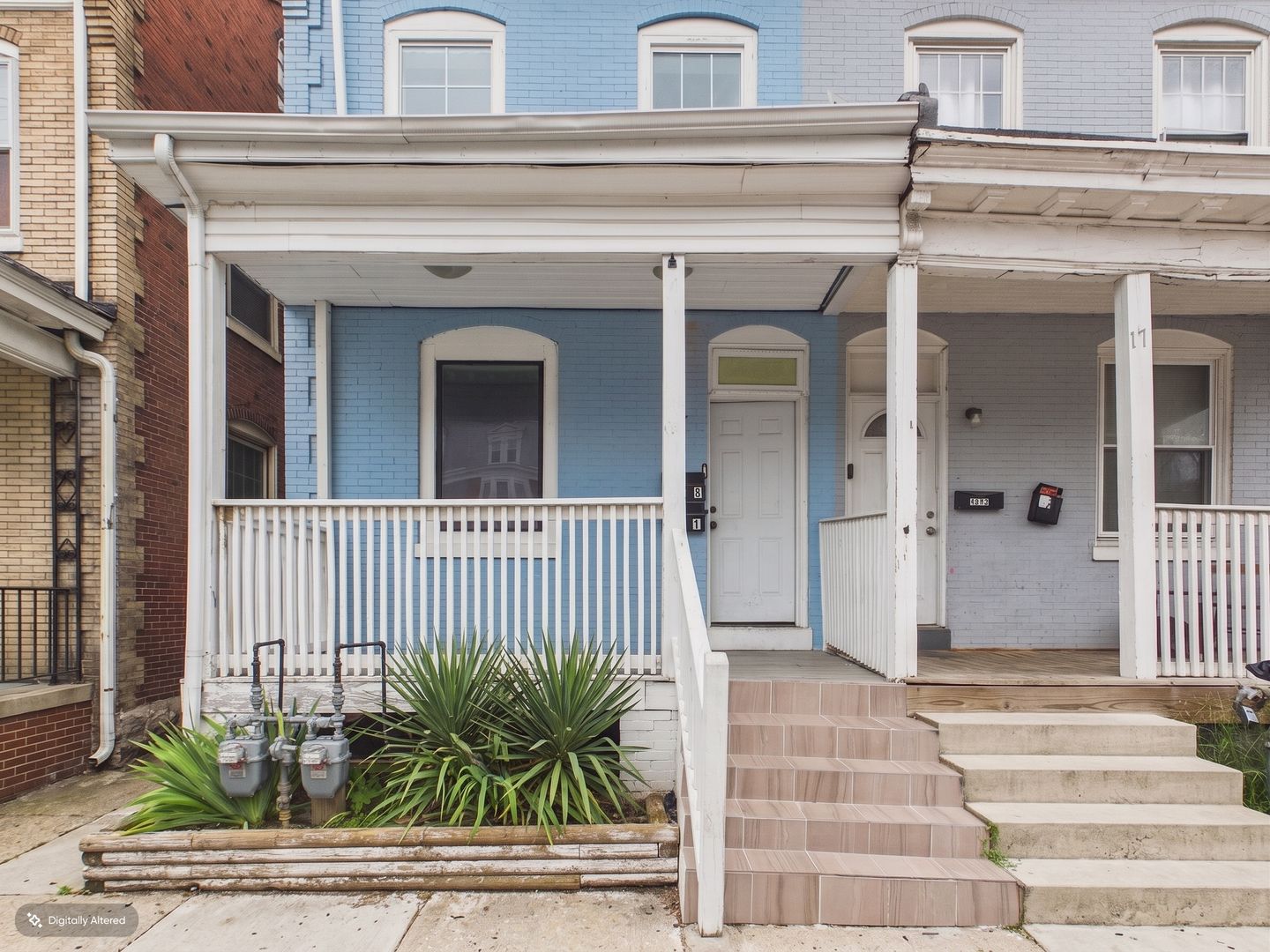 Harrisburg Apartment: 15 S 15th St