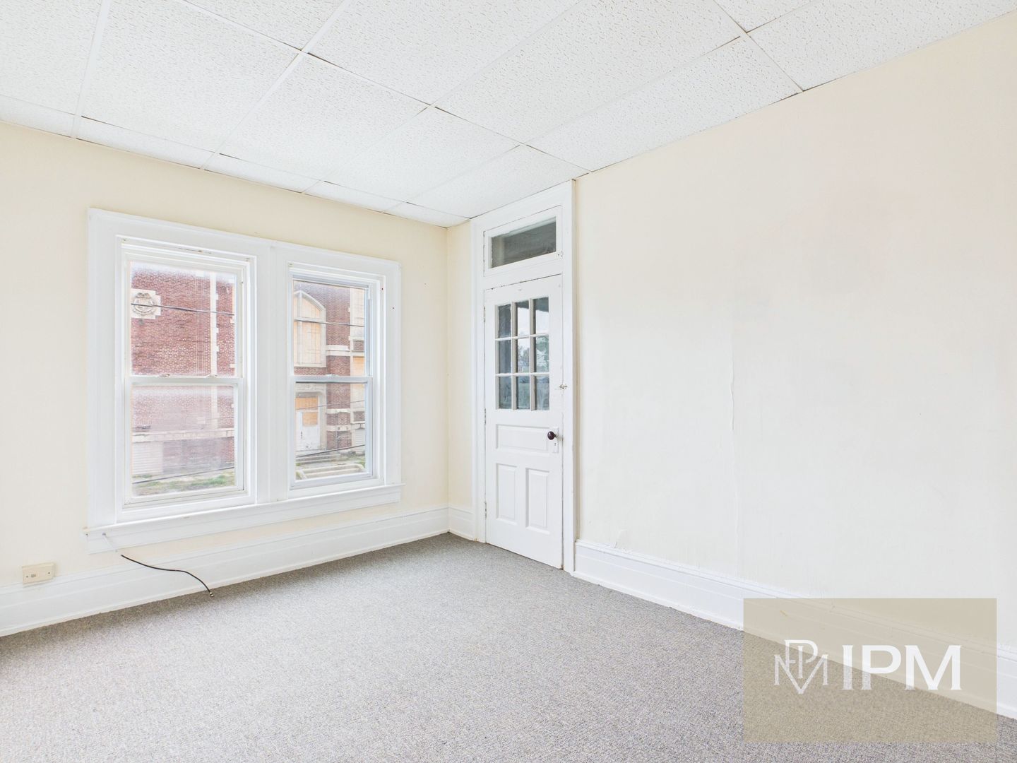 York Apartment: 595 Madison Ave