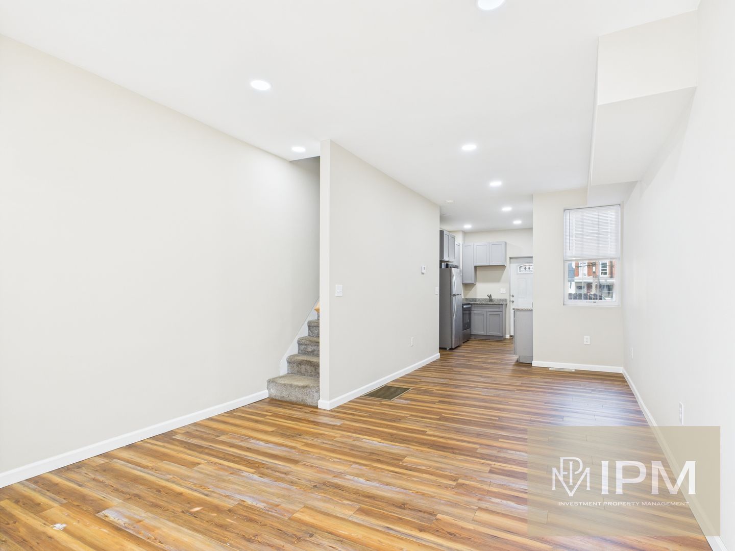 Harrisburg House: 346 Nectarine St