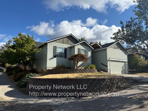 Wonderful Gresham 3 Bedroom Home – photo 1