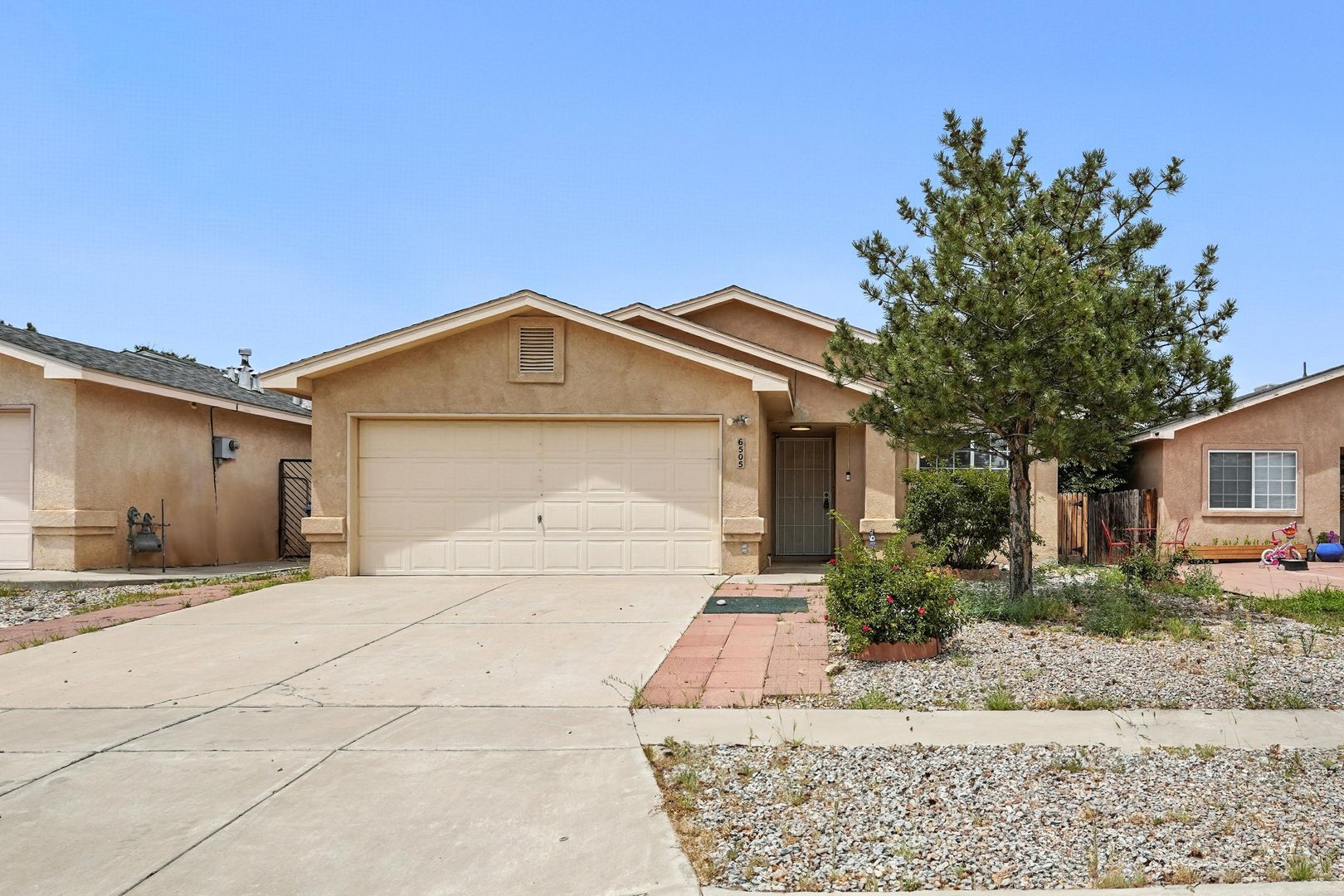 Albuquerque House: 6505 Evesham Rd NW