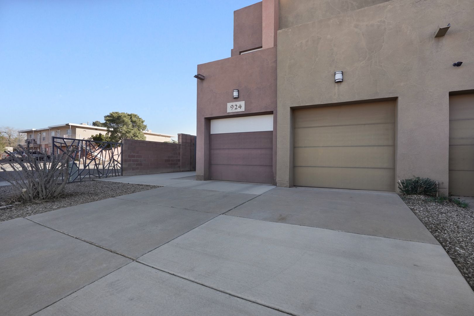 Albuquerque Townhome: 924 Tansion Ct NE