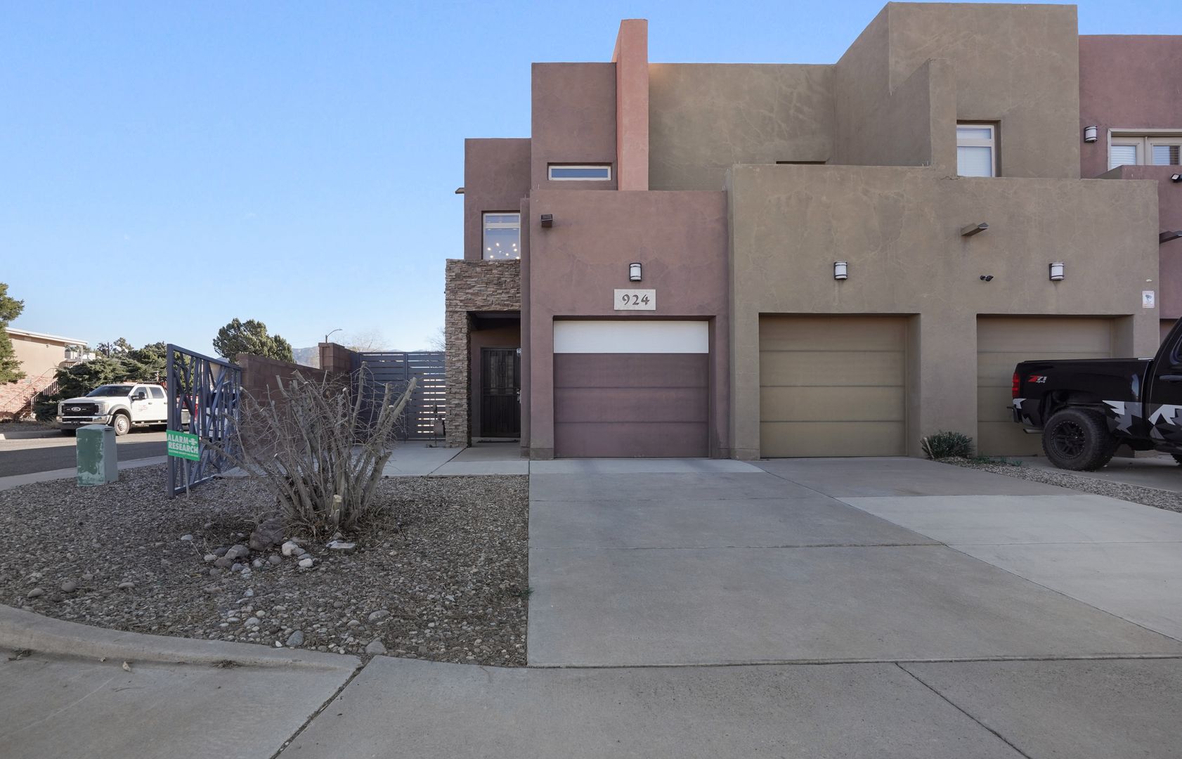 Albuquerque House: 924 Tansion Ct NE