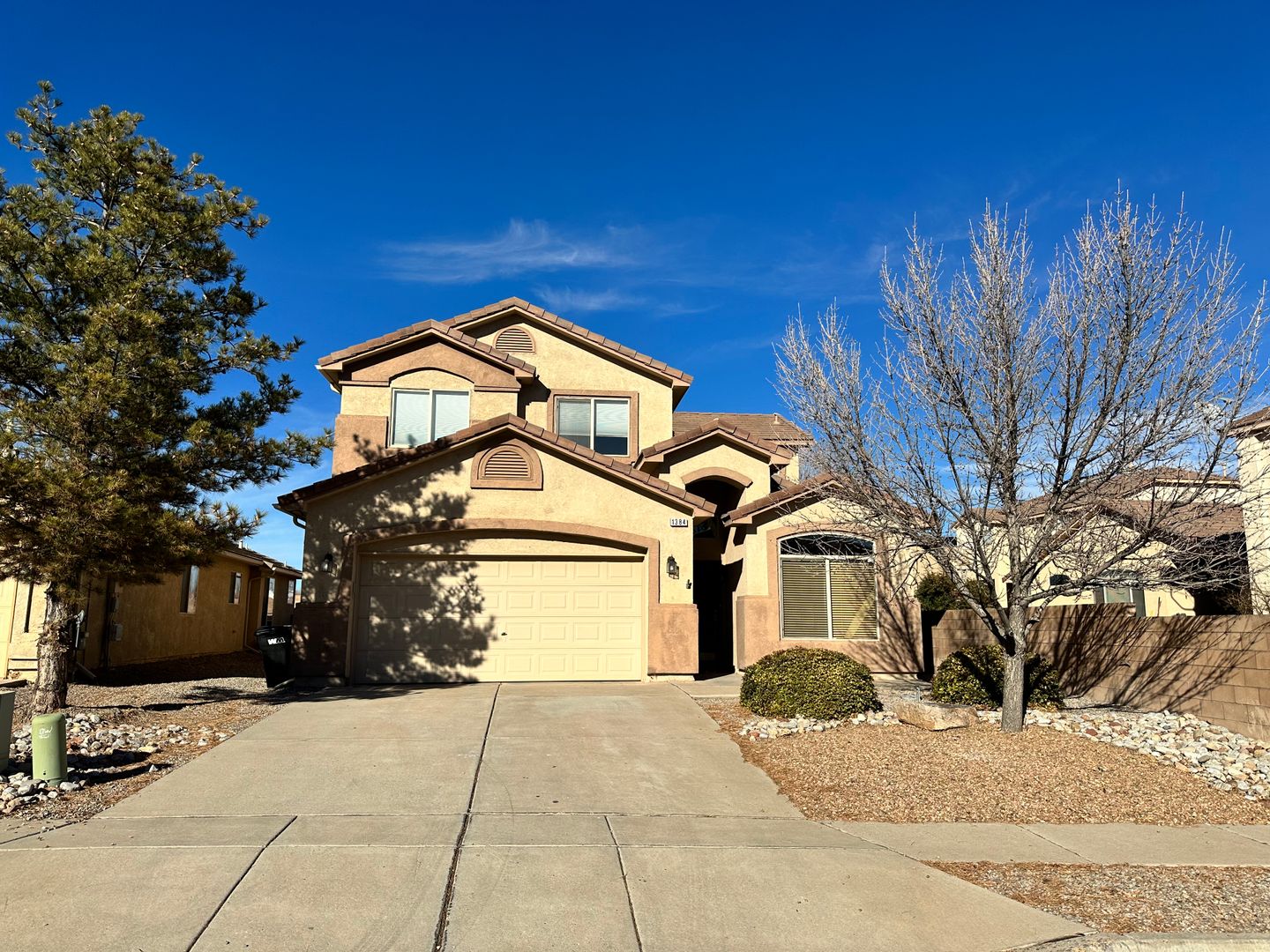 Rio Rancho House: 1384 Peppoli Loop SE