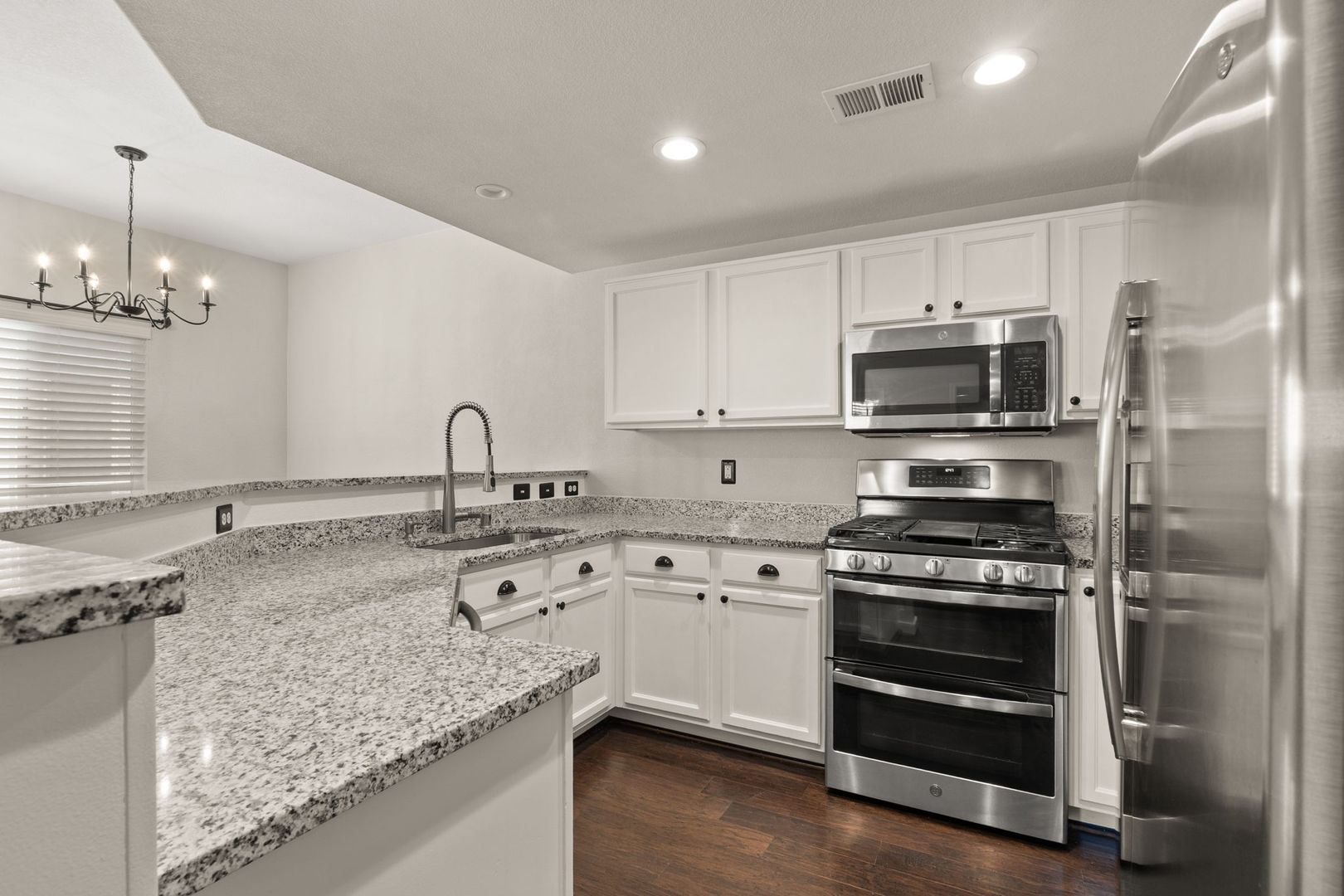 Albuquerque Condo: 6800 Vista Del Norte Rd NE