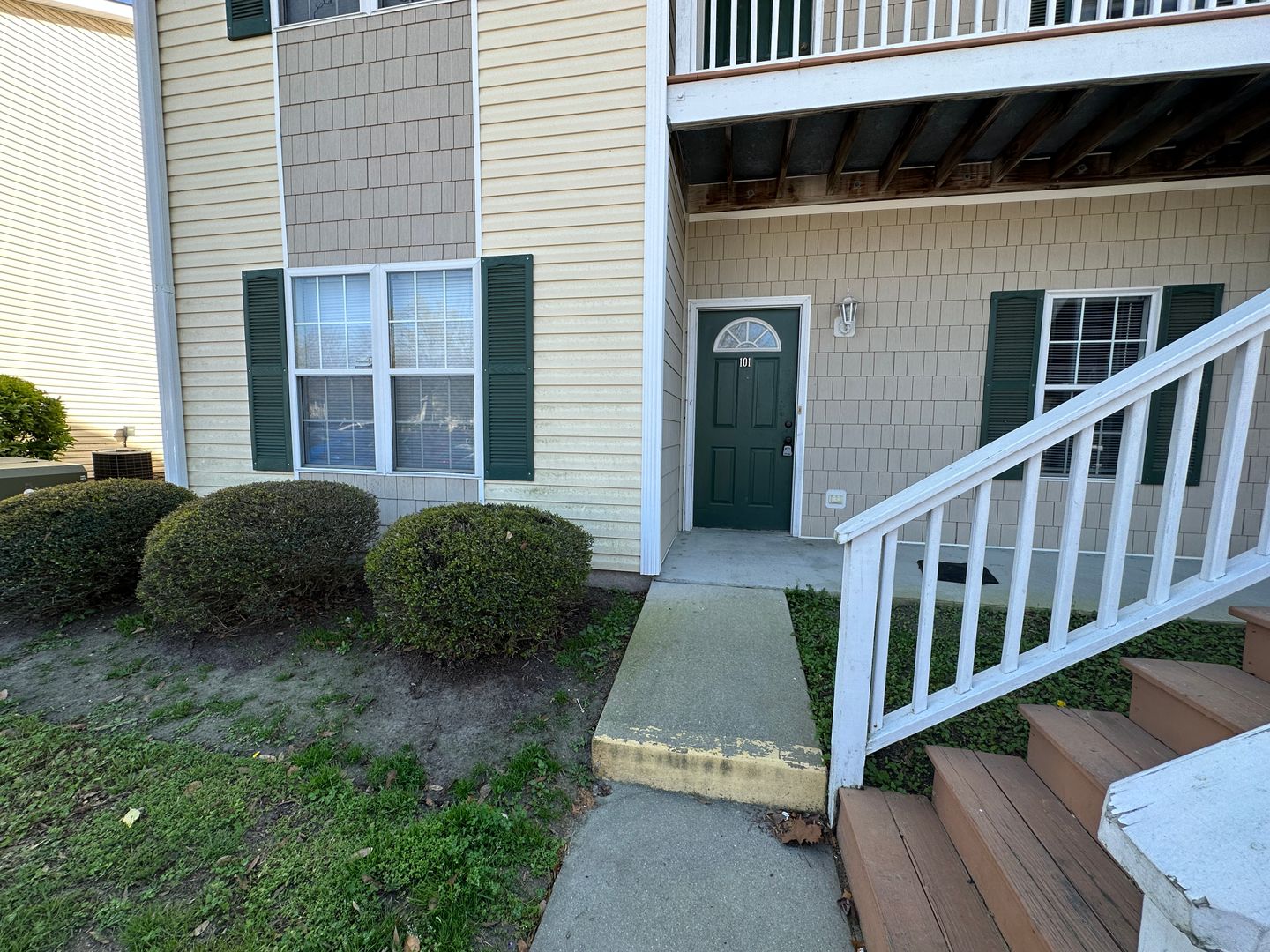 Wilmington Apartment: 4612 McClelland Dr. O101