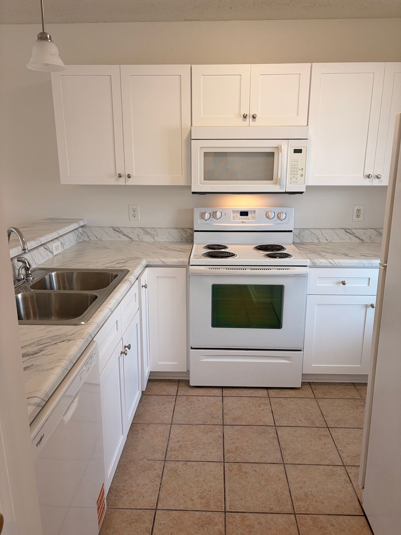 Wilmington Apartment: 4639 McClelland Drive